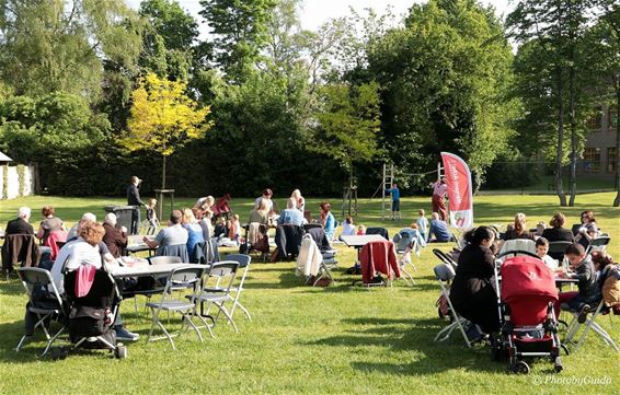 300 man op 'Bokes in het Park' - Hamont-Achel