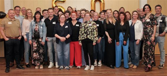 Pelt - 50-jarigen Overpelt Centrum vieren feest