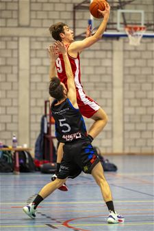 Basket: Lommel B wint van Beringen - Lommel