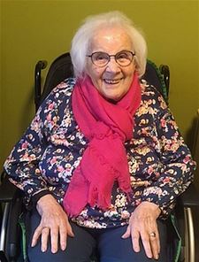 Bertha is 102 - en nog altijd bij de pinken - Pelt