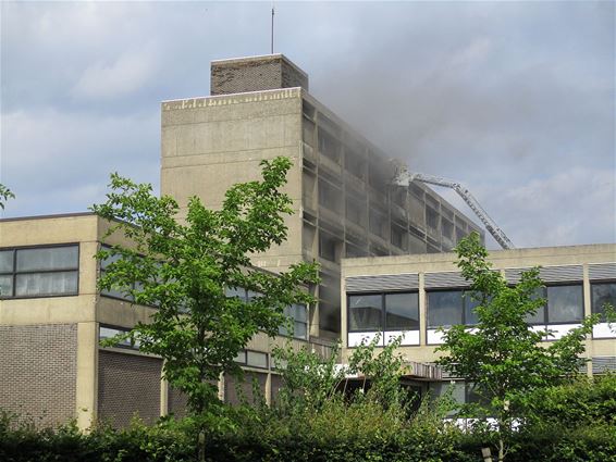 Brand in oude gebouw Agnetendal - Peer