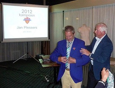 Een nieuw jasje voor Jan Plessers - Neerpelt