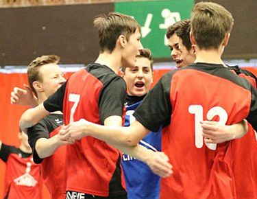 Lovoc-jeugd U17 wint - Lommel