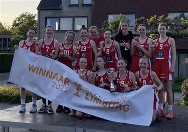 M16A van Basket Croonen Lommel Limburgs kampioen - Lommel
