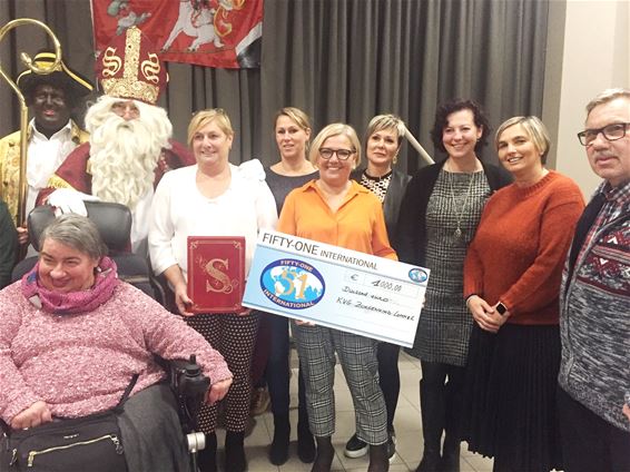 Mooie cheque voor Sinterklaasfeest KVG - Lommel