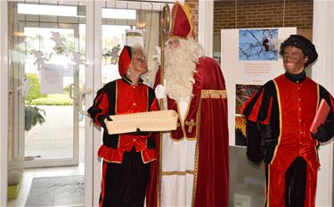 Sinterklaas in het Prinsenhof Stal - Beringen