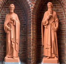 Vernielde beelden aan kerk hersteld - Lommel