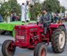 Meer dan 100 tractoren gewijd
