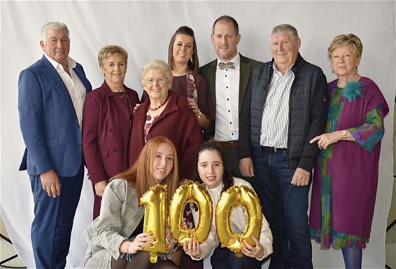 100 kaarsjes voor Rosa Beckx - Beringen