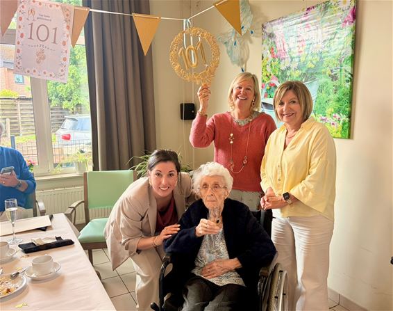 101 kaarsjes voor Germaine - Beringen