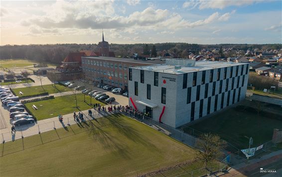 Hechtel-Eksel - 130 jaar én een nieuwe vleugel