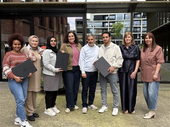 15 laptops voor project 'miniportfolio' - Beringen