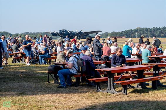 4.300 bezoekers op Burenkijkdag Kleine Brogel