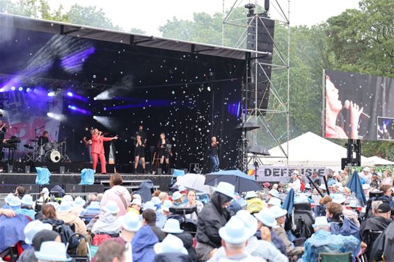 7500 bezoekers voor Buitenbeenpop - Leopoldsburg