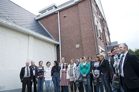 Aan de slag met verf en verfborstel - Lommel