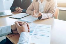 Aantal vacatures in loondienst gedaald