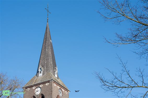 Hamont-Achel - Achelse kerktoren gered van vochtschade