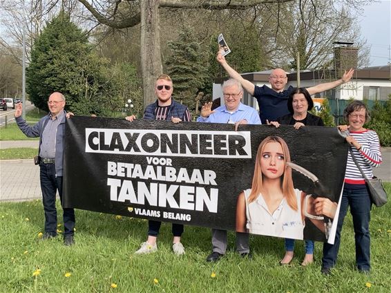 Actie Vlaams Belang voor betaalbaar tanken - Beringen