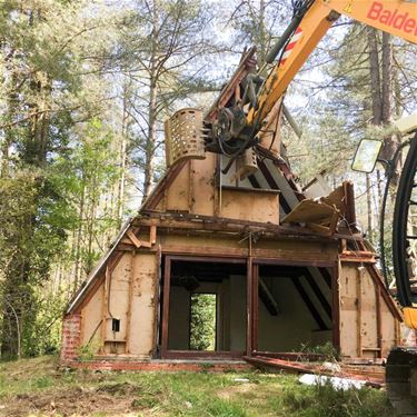 Afbraak vakantiehuisjes in Limburgse natuur - Beringen