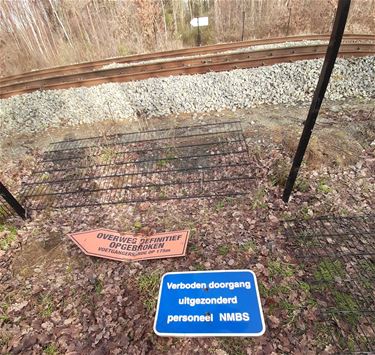 Afsluiting spooroverweg alweer vernield - Beringen