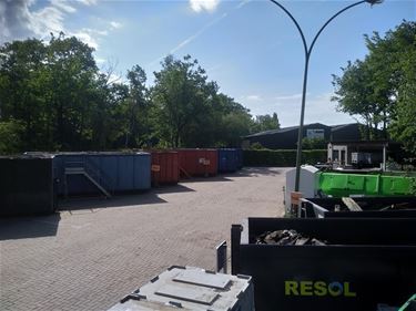 Leopoldsburg - Afval in de zomer naar containerpark