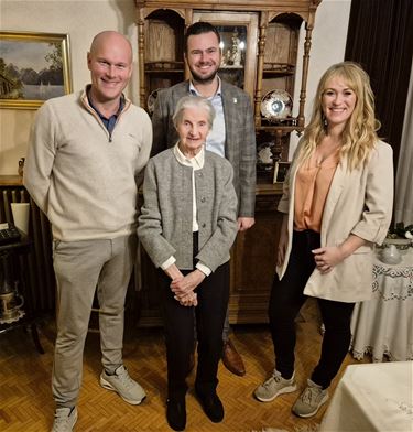 Anneke Das 100 jaar - Pelt