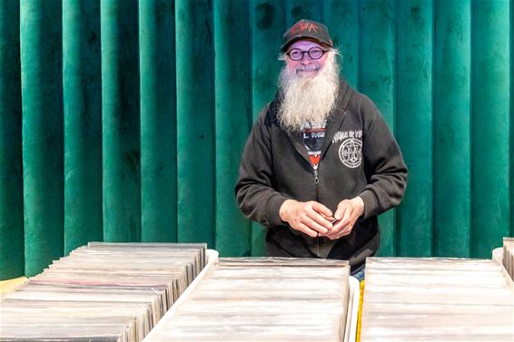 Bar vinyl, een nostalgisch vinylmarktje - Lommel