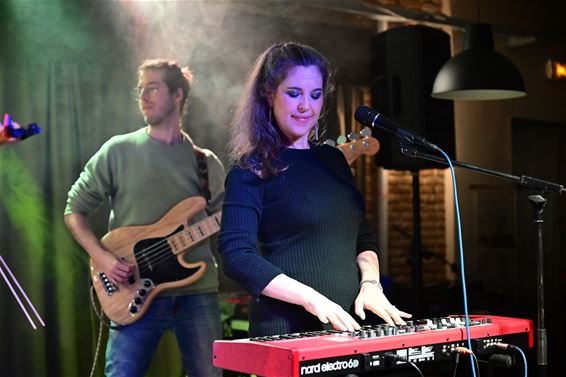 Bazz Normann en The Dye geven plankgas bij Durango - Beringen