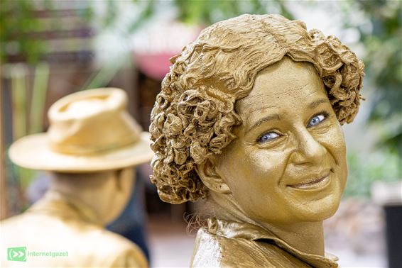 Beeldig Lommel zwaait af met feestelijke finale - Lommel