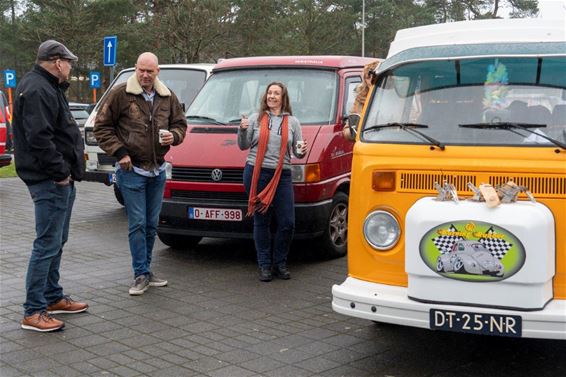 Beurs voor VW's en klassieke VAG's in de Soeverein - Lommel