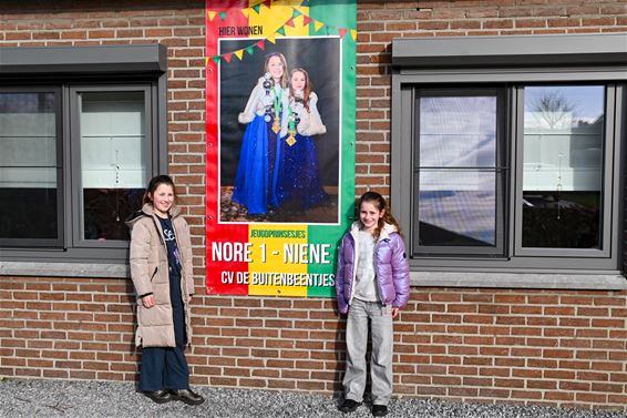 Bijzonder spandoek voor carnavalsprinsessen - Lommel