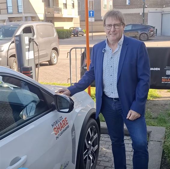 Bocholt zet twee deelwagens in