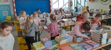 Boekenbeurs in GBS De Herik - Tongeren