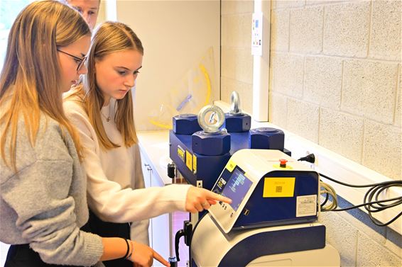 Bouwunie legt superbouwscholen op tafel - Beringen