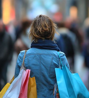 Bree telt relatief veel winkels - Bree