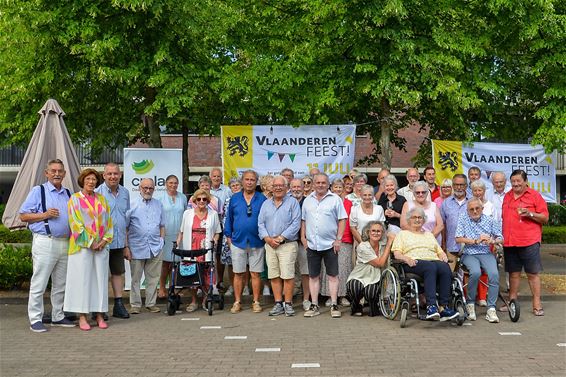 Pelt - Burenfeest op het Koning Boudewijnplein