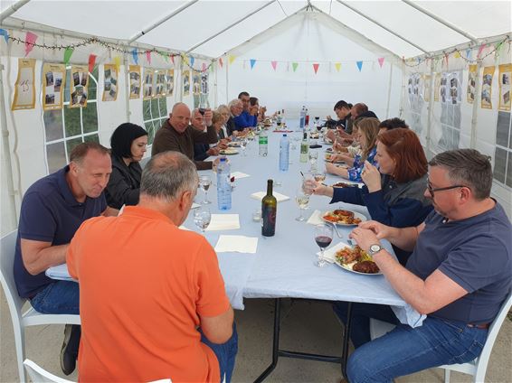 Buurtfeest Korte Vloeterstraat - Pelt