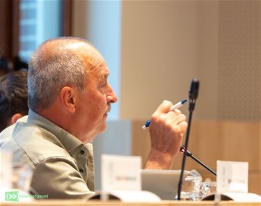Buurtweg Geuskens zorgt voor stevig debat - Pelt