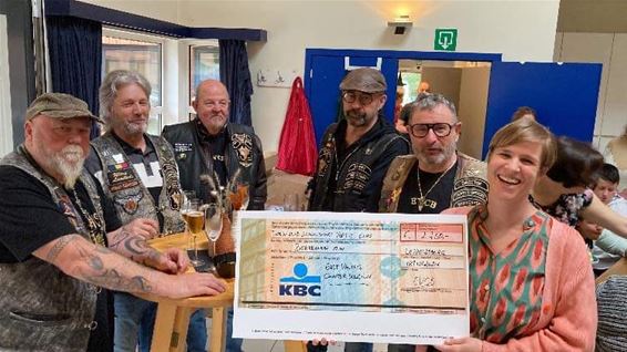 Cheque van 2750 euro voor Berkenhof - Beringen & Leopoldsburg