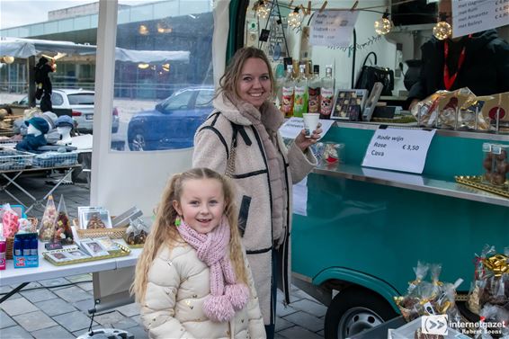 Cho-ho-hocomelk op de laatste markt van het jaar - Lommel