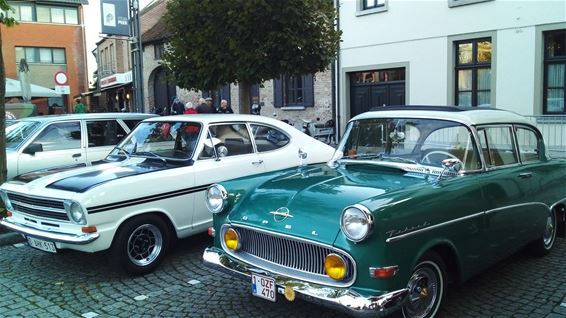 Classic Cars Friends Peer stopt er mee - Peer