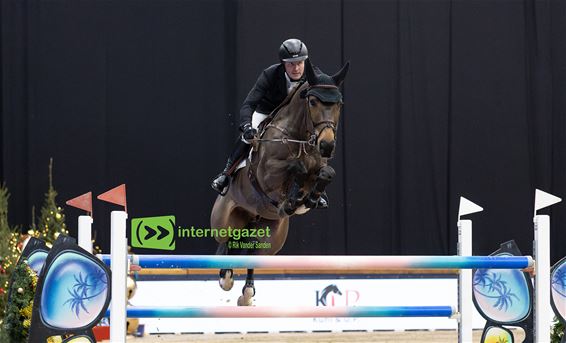 Commissar Pezi wint Aloga Christmas Classic - Oudsbergen