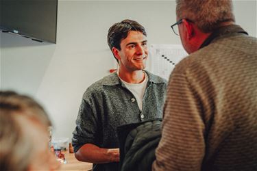 Conner Rousseau met zijn luistertour in Beringen - Beringen