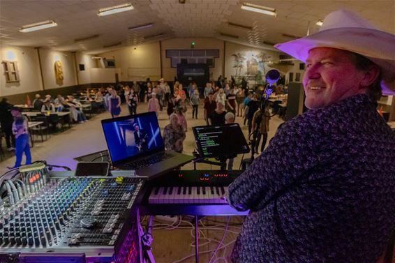 Country dansen ten voordele van de Eymardschool - Lommel