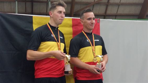 Damen en Dirkx Belgisch kampioen cyclobal - Beringen