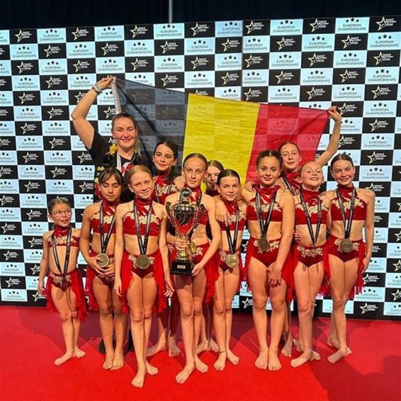 Dansgroep Junior L Europees kampioen - Houthalen-Helchteren