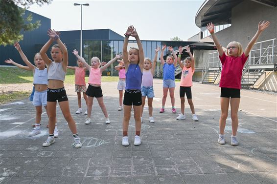 Danskamp Dansstudio Attitude barst van energie - Lommel