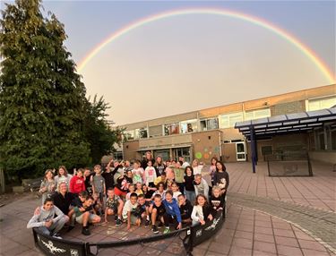 De Berk Paal onder de regenboog - Beringen