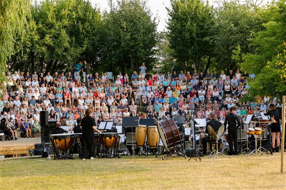 De Nieuwe Harmonie trapt 'Lommel Leeft' af - Lommel