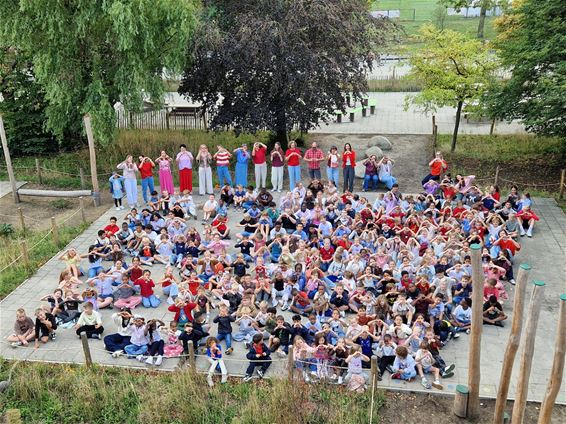 De Robbert start schooljaar met warm hart - Hamont-Achel